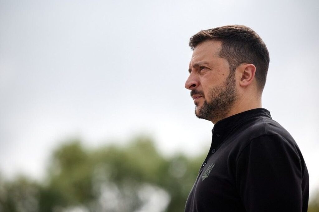 Zelenskyは、「10世代のウクライナ人が支払う」という天然資源取引に署名しません。