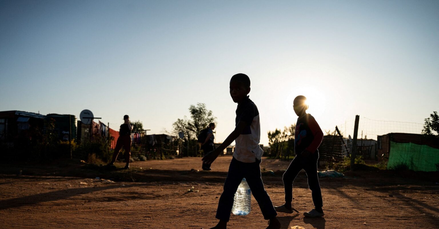 途上国に債務危機リスク、救済策不可欠＝ＵＮＤＰ報告書 | ロイター
