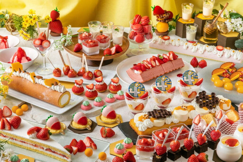 「苺&ハニースイーツブッフェ」“あまおう”マカロンやできたて苺飴、サンシャインシティプリンスホテルで – Fashion Press 「苺&ハニースイーツブッフェ」“あまおう”マカロンやできたて苺飴、サンシャインシティプリンスホテルで - Fashion Press