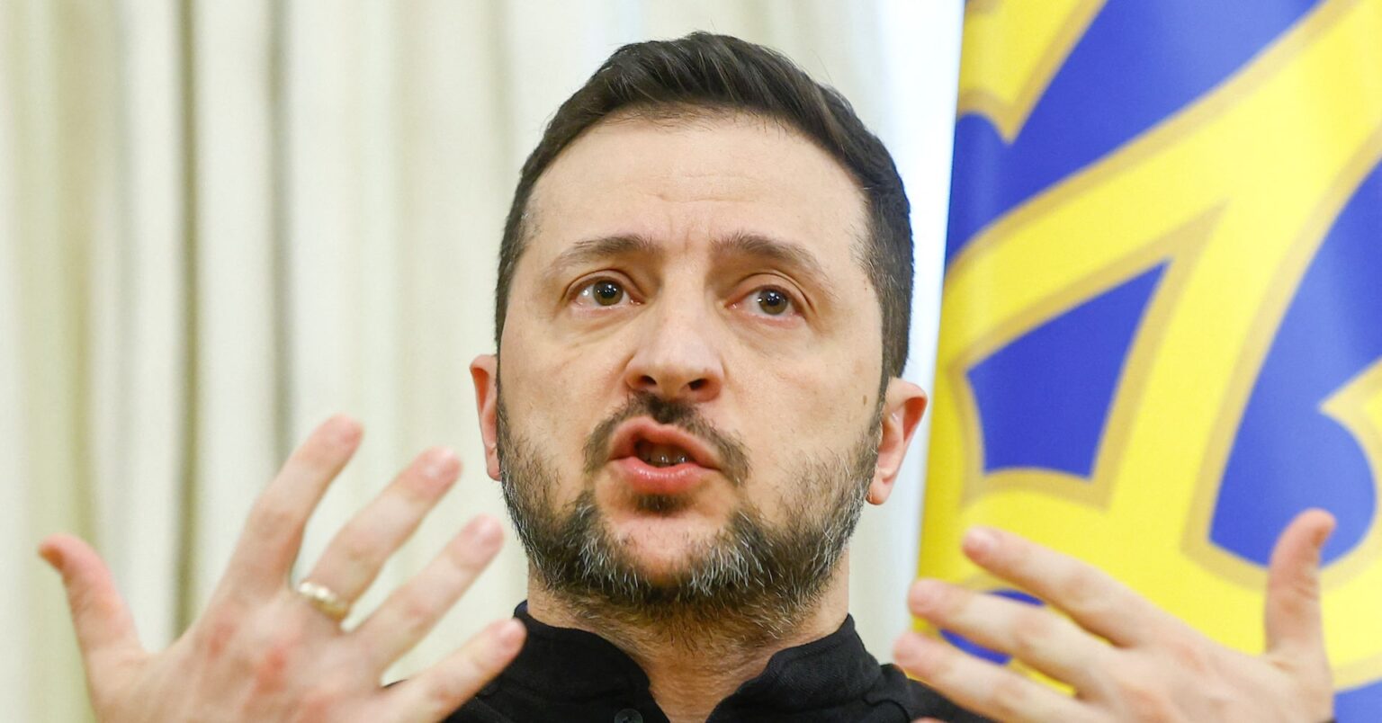 コラム：ウクライナ、鉱物資源取引にのぞくトランプ氏顔負けのしたたかさ | ロイター