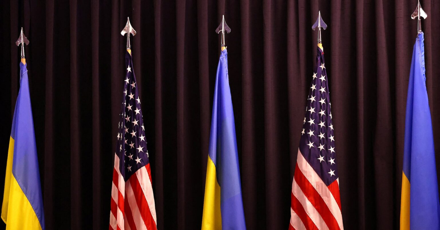 ウクライナとの鉱物巡る合意完了、さらなる交渉なし＝米財務長官 | ロイター