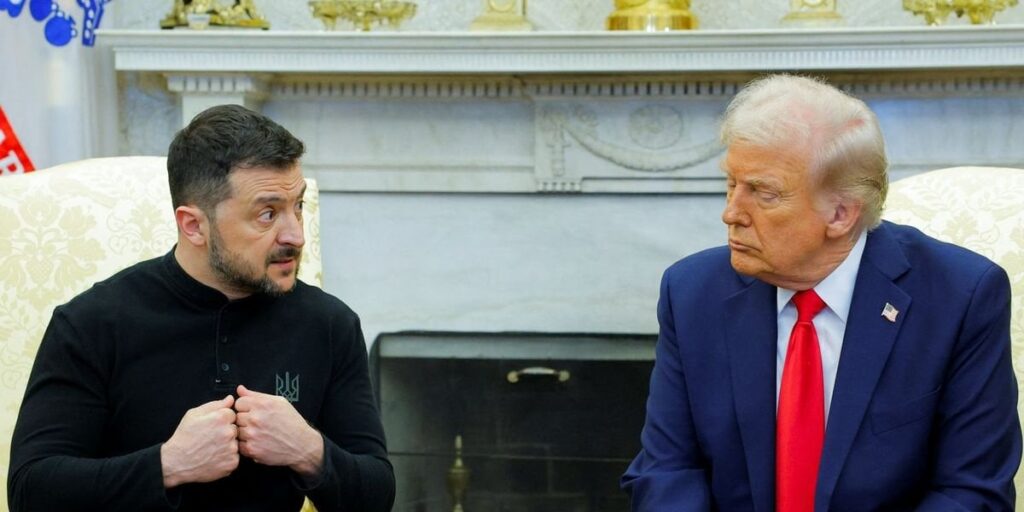 「唯一のヒーロー」：ゼレンスキーはトランプとヴァンスの弾幕の下で自分自身を保持していることを称賛しました