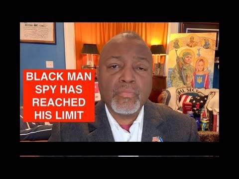元UKR外国軍団のインテル将校であるマルコム・ナンスは、トランプと彼の支持者に出かけます。