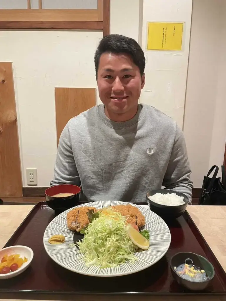 【孤独にグルメ】西武ドラ2・渡部聖弥　宮崎県日南市の「とんかつ大晃」の大晃ロース膳― スポニチ Sponichi Annex 野球