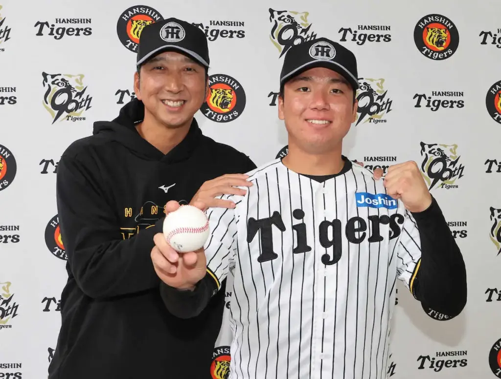 阪神、3・28開幕投手は村上！藤川監督「11月には決めていた」　2人並んで緊急会見― スポニチ Sponichi Annex 野球