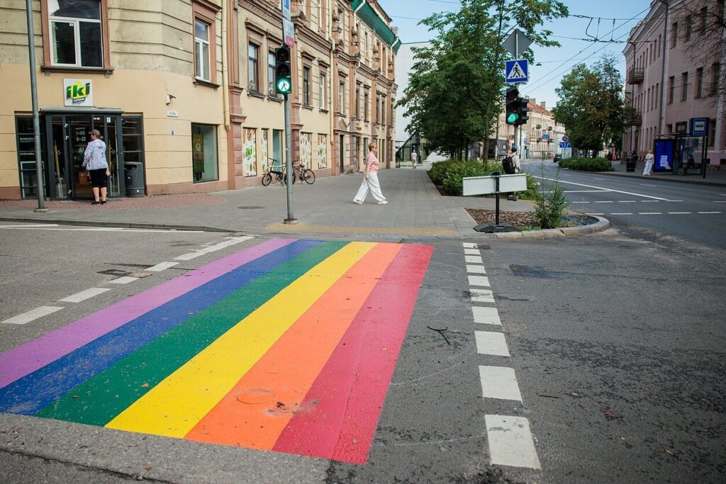 リトアニアは、ヨーロッパのLGBTQの権利ランキングの底部の近くに残っています