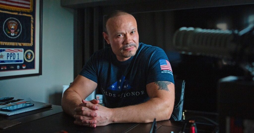 FBIエージェントは、右翼ポッドキャスターの2番のポストへの命名にショックとがっかりします