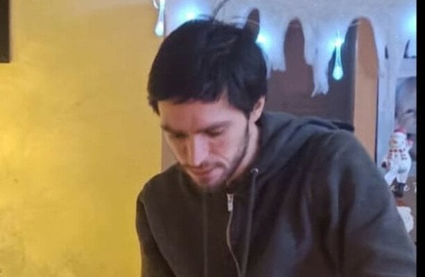 「穏やかな魂」：A＆Eに提示した後、男性が自殺して死ぬにつれて病院のレビューが開始されました