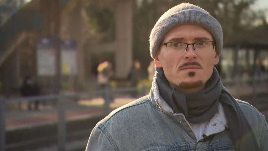 「ジョンおじさんがやっていたのは私たちの間の開かれた秘密だった」と別の犠牲者がBicske Children's Homeから話した