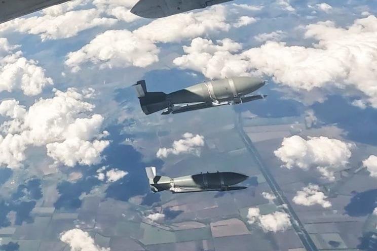 NATOは、グライド爆弾から保護するための解決策を模索しています