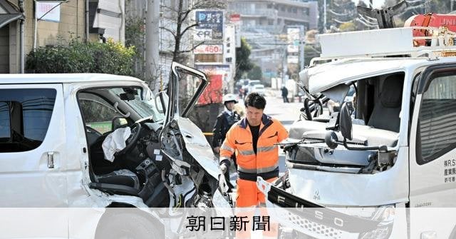 埼玉・川口でトラックとワゴン車が衝突 0歳児が心肺停止で救急搬送