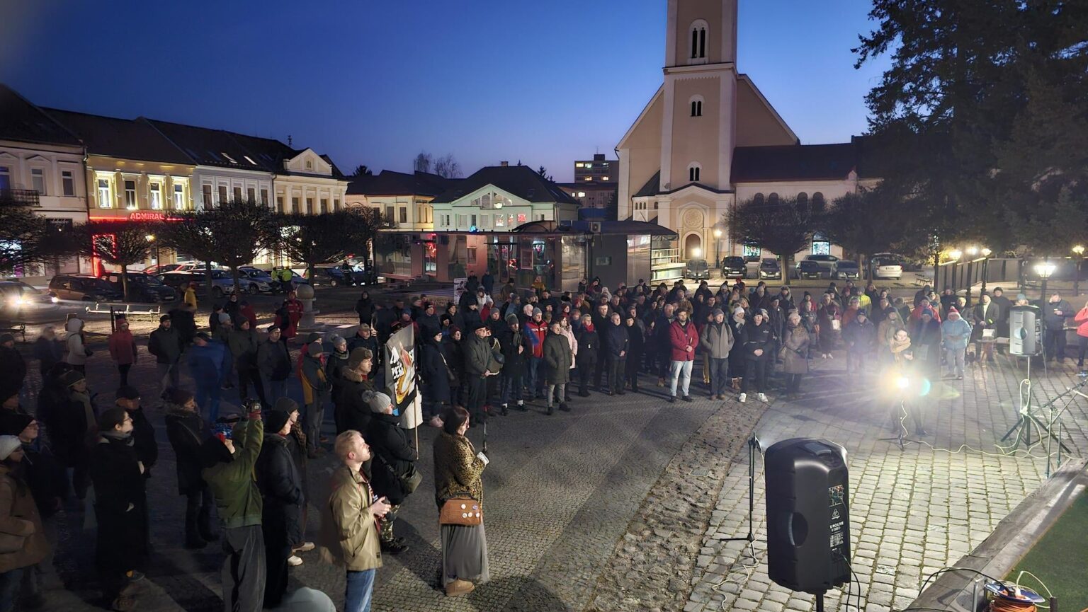 RimavskáSobota抗議-250人