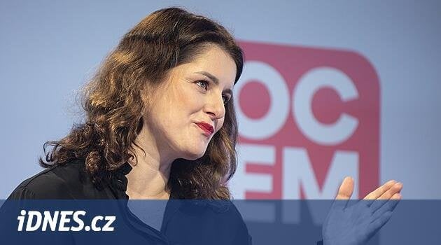 Socdと十分な間の行為のcrash落