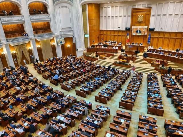 Ciolacu 2政府に対する非難の動議は、議会によって拒否され、署名の数よりも少ない「for」147票で拒否されました