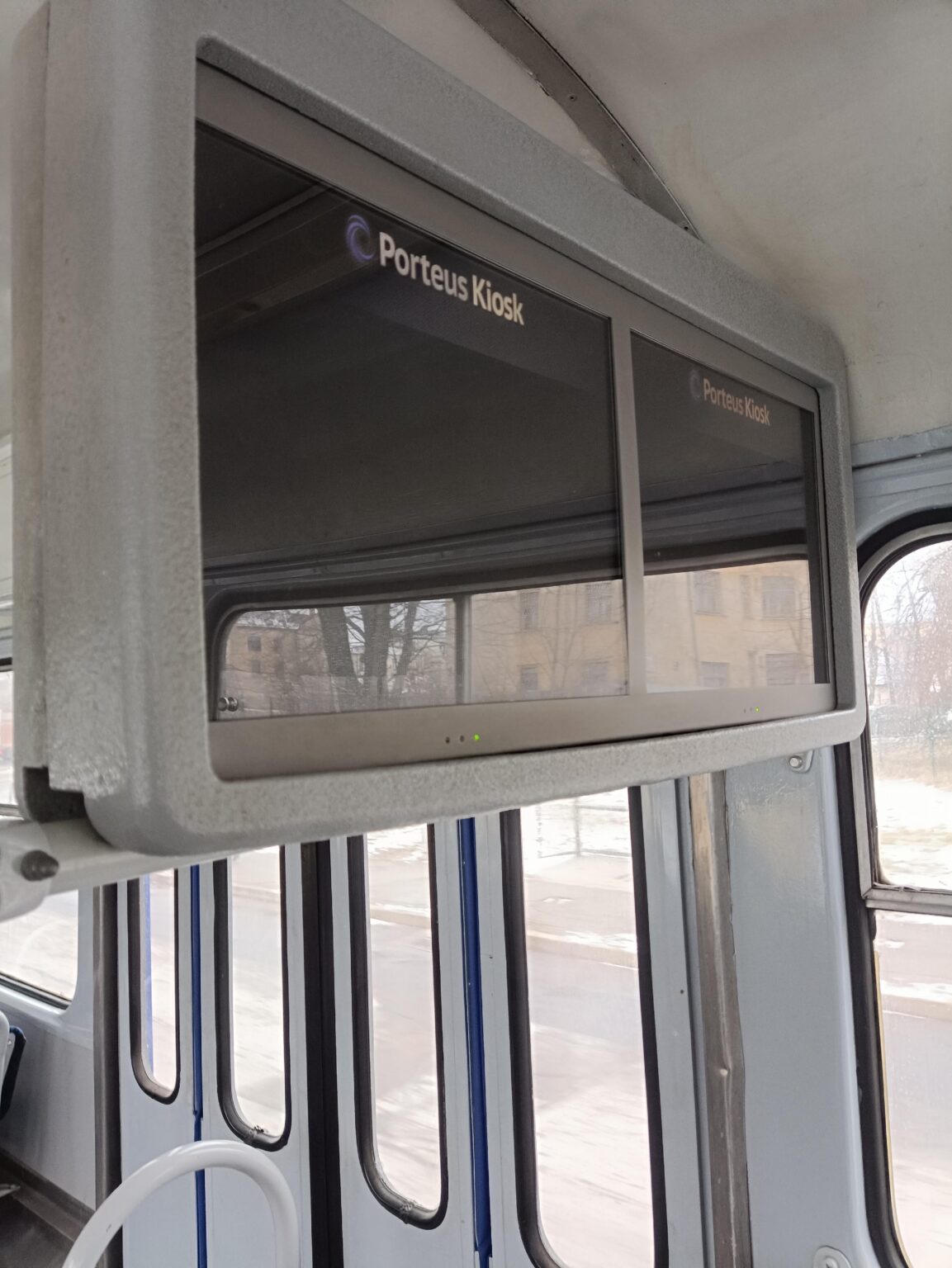 Tram 5に時間を見せてみませんか。
