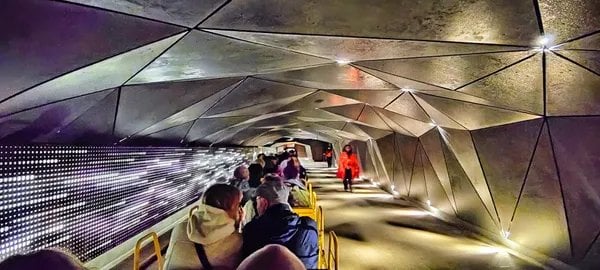 アンダーグラウンドワンダーランド：Postojna Cave