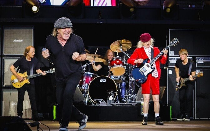 AC/DCはタリンのタリンで初めて演奏します