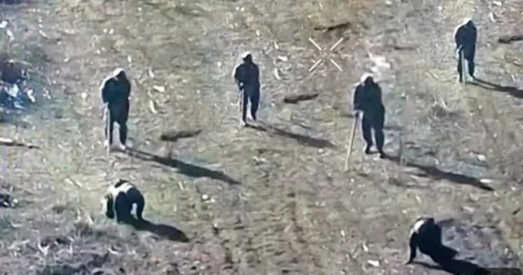 CNN：ロシア軍は重傷を負い、松葉杖の兵士を正面に送ります