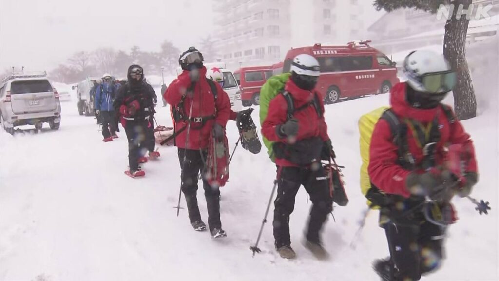 福島 高湯温泉 遭難したホテル支配人ら3人死亡確認 雪も影響か