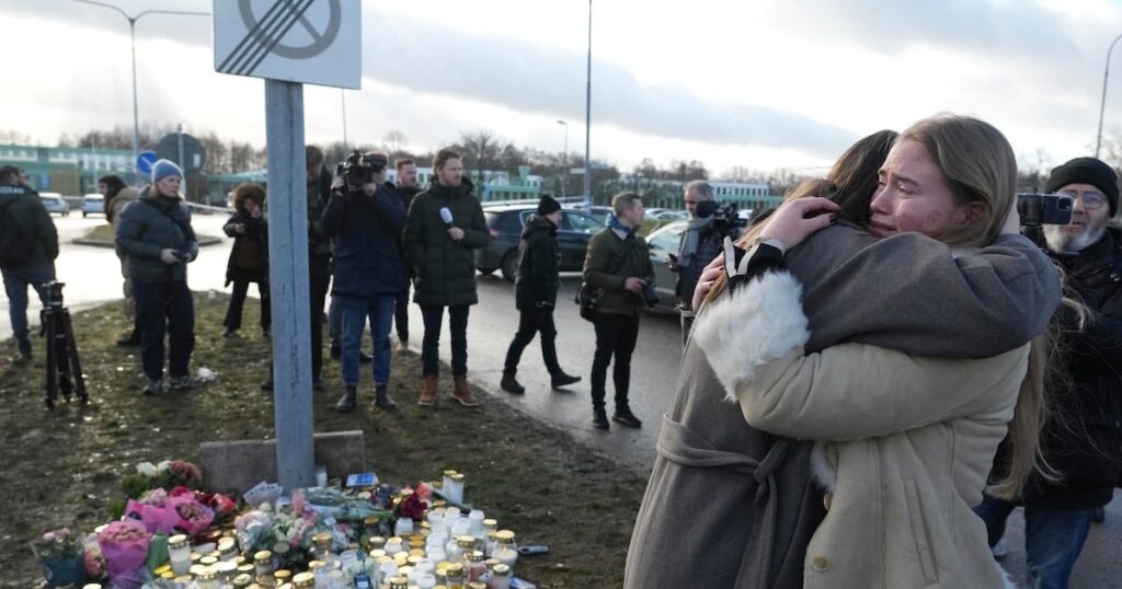 スウェーデンの警察は、国の最も致命的な大量射撃とのアイルランドのつながりを調査します