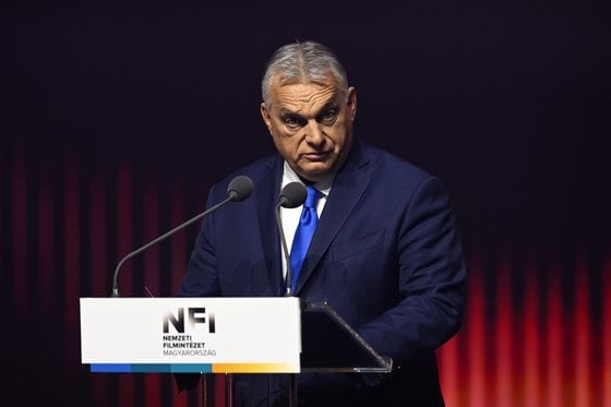 オルバンはプーチンに、ハンガリーがNATOのメンバーであることを邪魔しているかどうか尋ねました