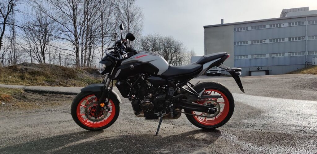 タンペレの近くにバイクのレンタルはありますか？