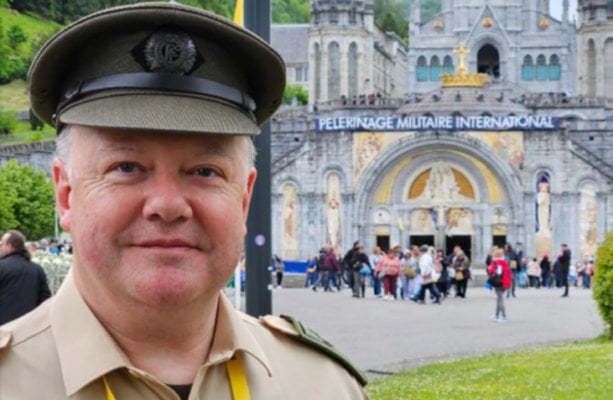 ティーンエイジャーは、ゴールウェイの防衛軍牧師の殺人未遂に対して有罪を認めます