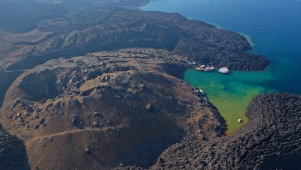 サントリーニ火山は目覚めましたか？科学者は何十もの地震について何と言っていますか