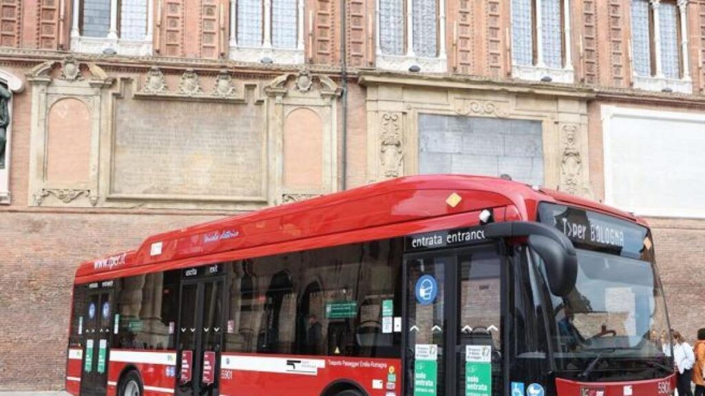 ボローニャ、バスのチケットを増やします。それは1.50から2.30ユーロになります。 10 -Run CityPassも14から19ユーロに上昇します