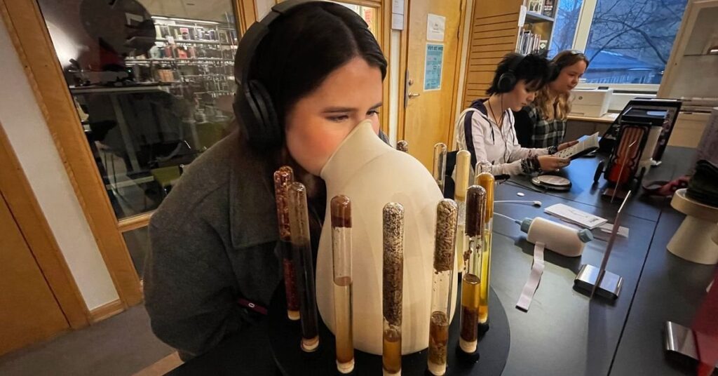 生徒は気候のホラーシナリオをテストします - 未来の学校給食の匂い