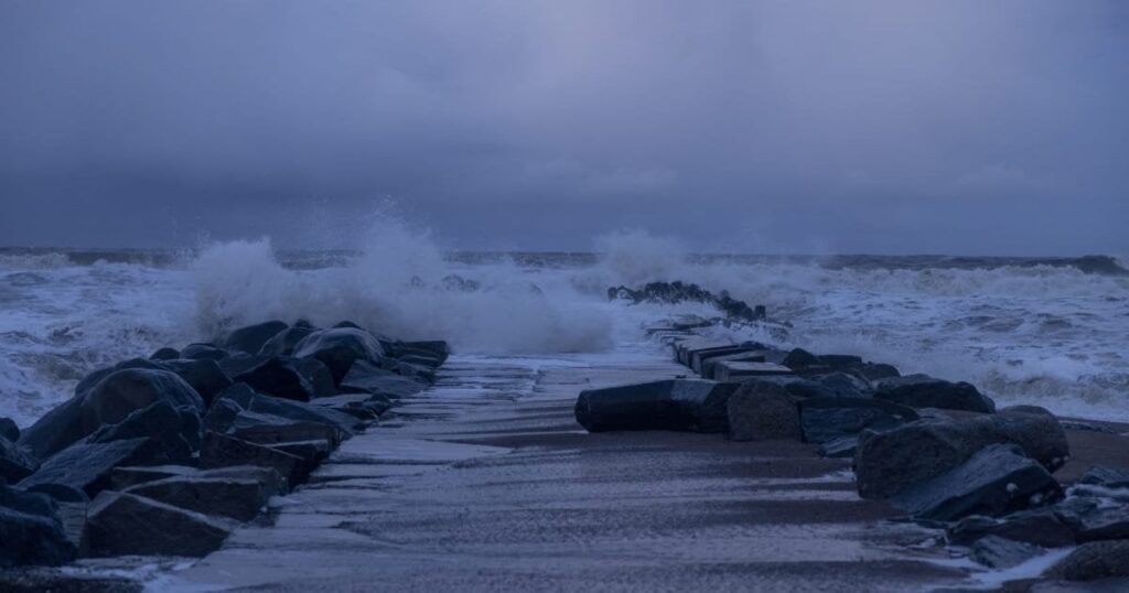 海の端での生活は、永遠に何もないことを思い出させるものです