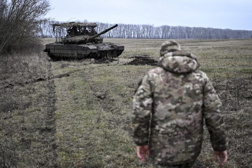 ロシアの損失は、ウクライナ戦争記念日の前に2つの厳しいマイルストーンを打ちました