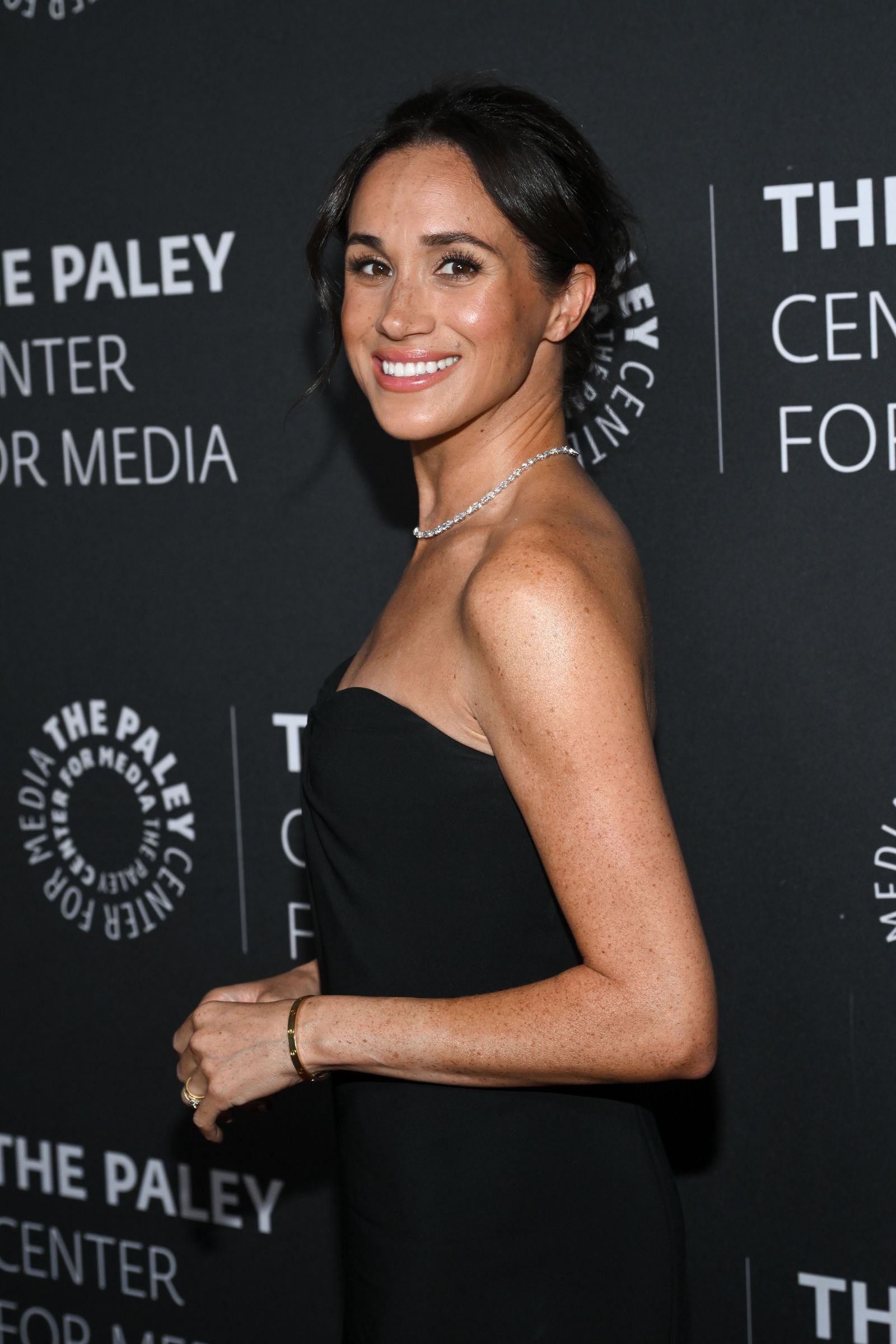 メーガン妃Meghan Duchess of Sussex attends The Paley Gala Honoring Tyler Perry at Beverly Wilshire A Four Seasons Hotel on...