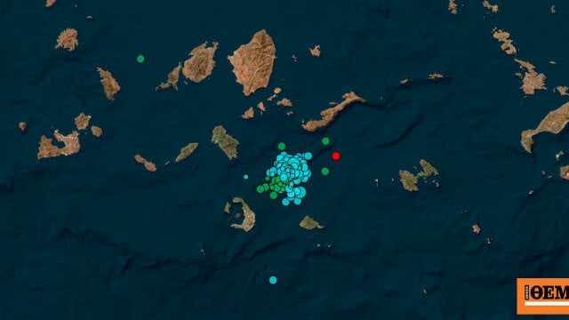 サントリーニの地震：地震雷雨 - トルコでも心配している