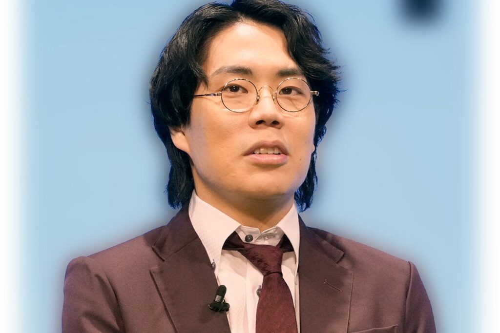 令和ロマン・高比良くるま、突然の活動自粛の裏に「既婚女性との不倫」1年以上にわたる交際が発覚　直撃の翌日に自粛発表