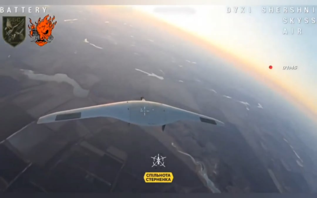 ウクライナのピーキーブラインドは、南部の最前線でいくつかのロシアの監視ドローンを倒しました。ビデオは、倒れた友人を称えるためにSternenkoによって発行されました。 2025年2月