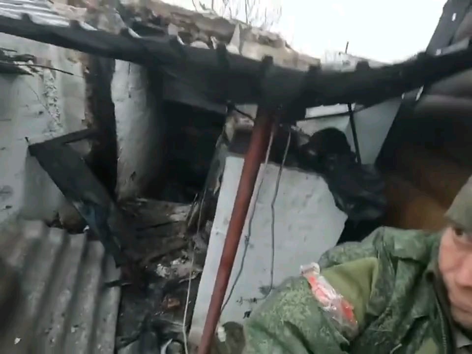 ウクライナの兵士は、ライマンの方向にロシアの兵士の部隊を捕らえました。 2025年1月