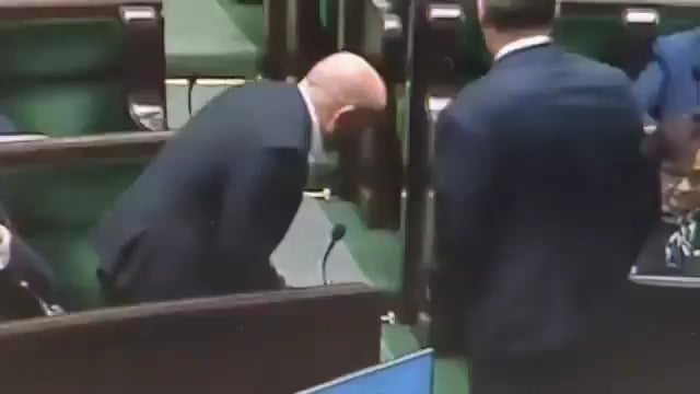 一方、ポーランド議会で