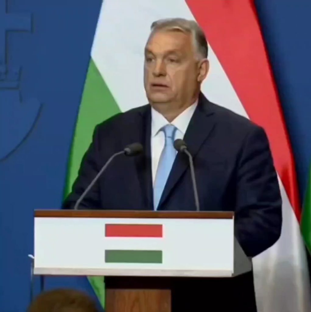 AFD CO -Chairとの記者会見でのOrban：「EUがある場合は、そうでない場合は、それなしで」