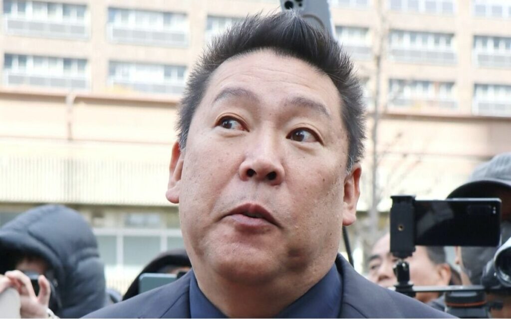 デマや誹謗中傷でついに死者が 「流言」を言いっぱなしにする立花孝志氏と「真実を知り全てがつながりました」と言っていた有権者は... | 文春オンライン