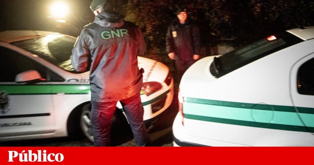 35 -YEAR-ファーフカフェでのディスカッション中に2発のショットで殺されました