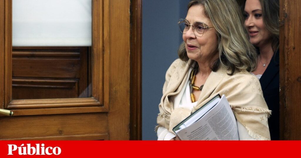 アマチュア・シントラ「決してまっすぐになった」。大臣は、健康におけるPPPを回収することを認めています