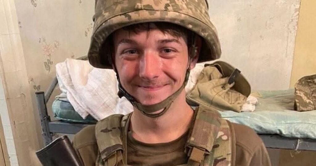 ブリットボランティア、18歳、ウクライナ最前線での最初のミッションのわずか数分後にロシアのドローンに殺された
