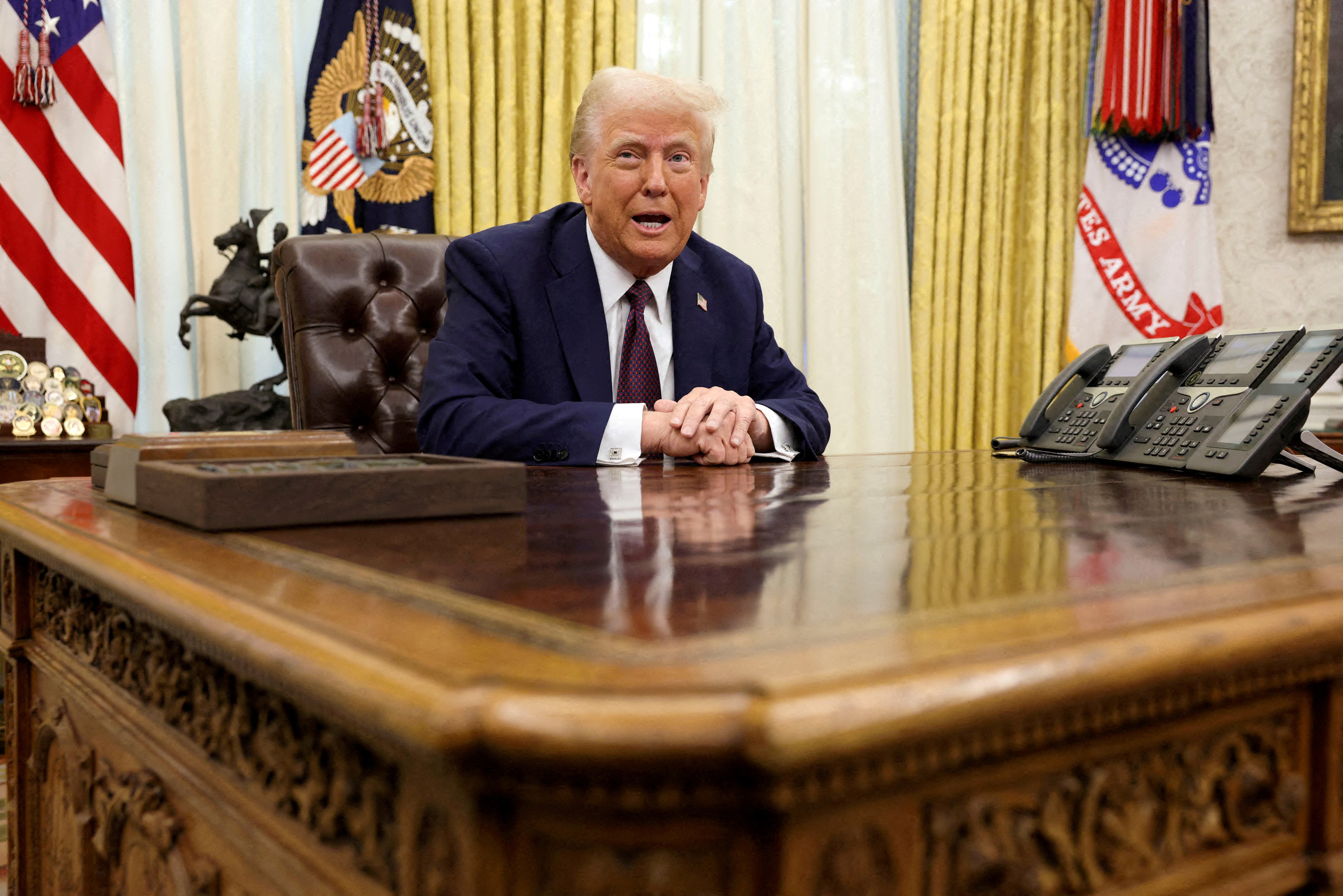 トランプ氏支持率44％、就任後1カ月安定的に推移＝調査