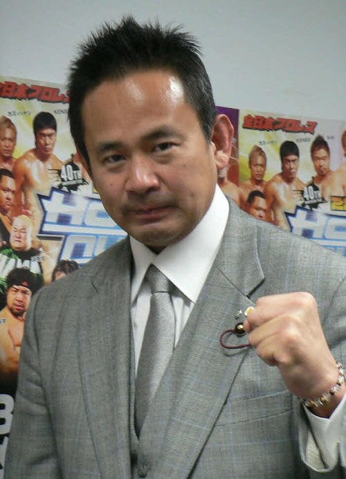 プロレスラー西村修さん死去 53歳、食道がんで闘病 文京区議会議員、藤波辰爾と確執も