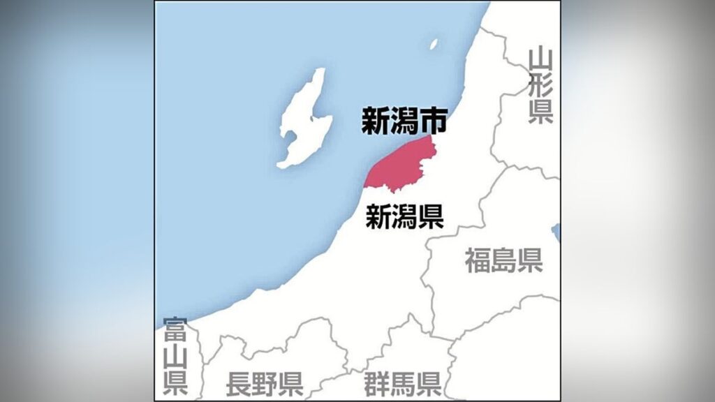 要冷蔵食品を常温で保管してしまい、イヤーな臭いや味がしたのにそれを食べちゃったらボツリヌス菌食中毒を発症。最初は目がチカチカする症状や口渇が起こったとのこと。発症から数ヶ月たつも全身に麻痺症状が残り、人工呼吸器をつけている状態