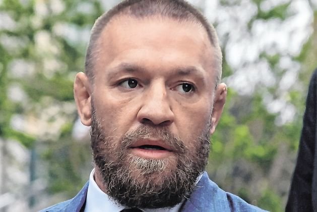 「過度で視覚的に不調和」 - コナー・マクレガーは、2つのスイミングプールでキルデア・マンションの計画許可を拒否しました
