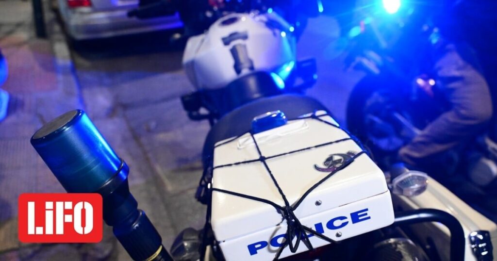 ISAP Kallitheaステーションでの警察による移民を破ったという苦情