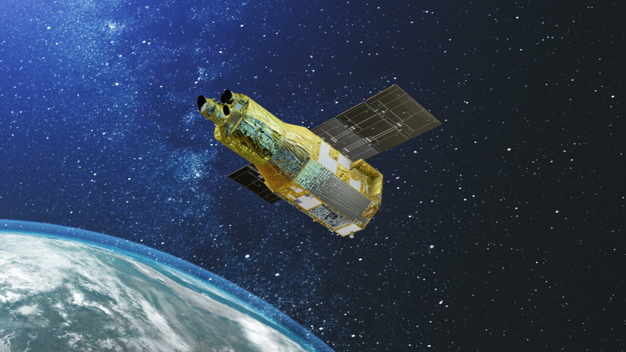 観測を行うX線分光撮像衛星「XRISM（クリズム）」の想像図（Credit: JAXA）