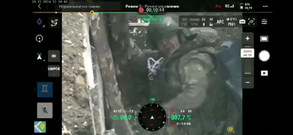 現代の戦争は怖くて残忍です。ロシアの兵士は、ウクライナのFPVストライキドローンを回避することができませんでした。 2025年1月、不明な場所。